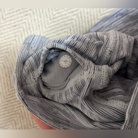 Lululemon Align Leggings Size 4 - Picture 6 of 9